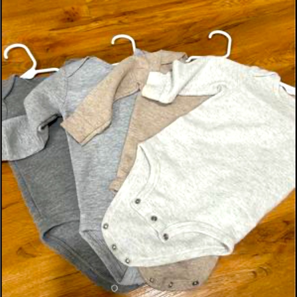 Simple Joys Waffle Onesies Size 12 M - set of 4